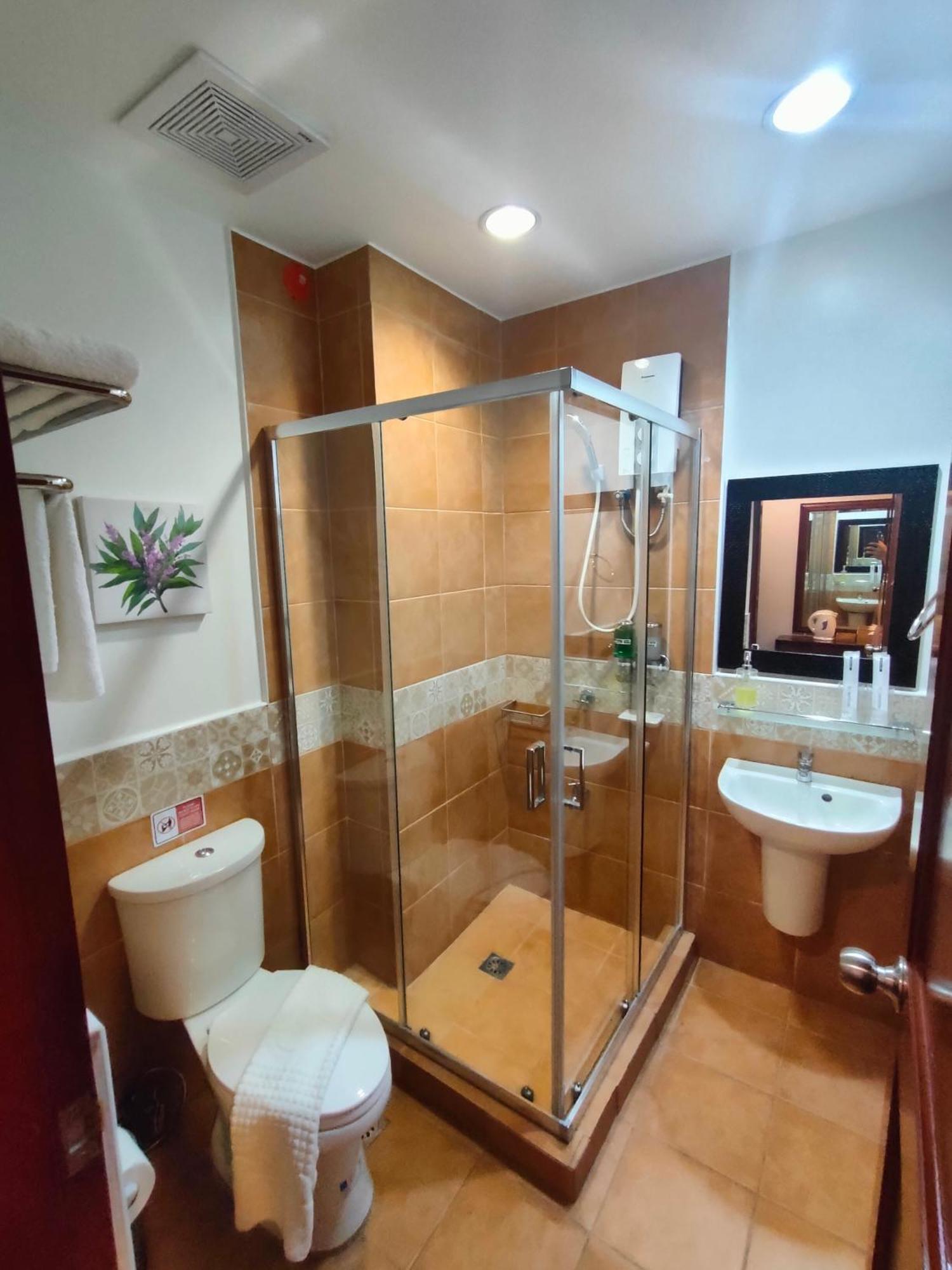 Lavie Hotel Vigan Luaran gambar