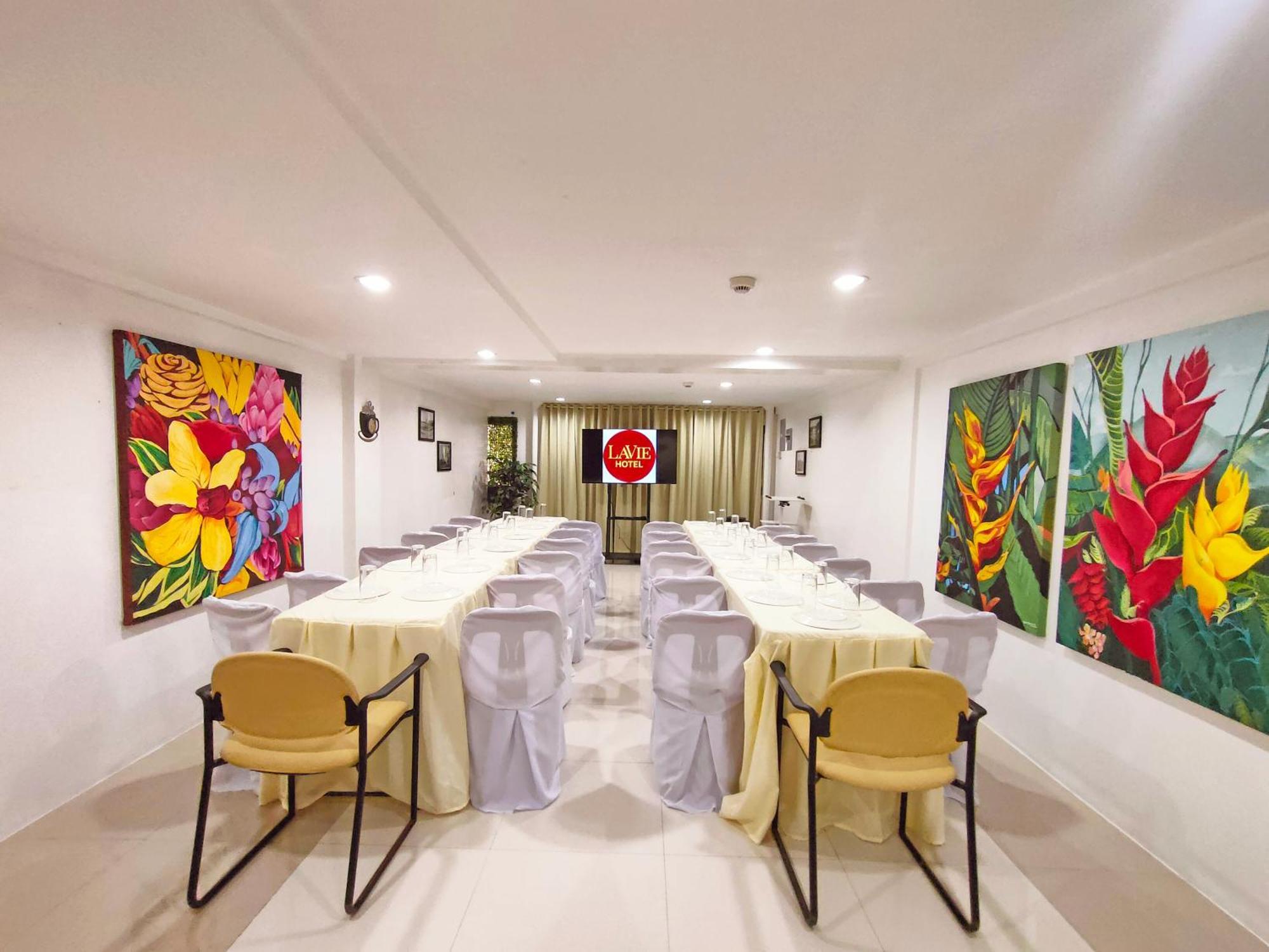 Lavie Hotel Vigan Luaran gambar