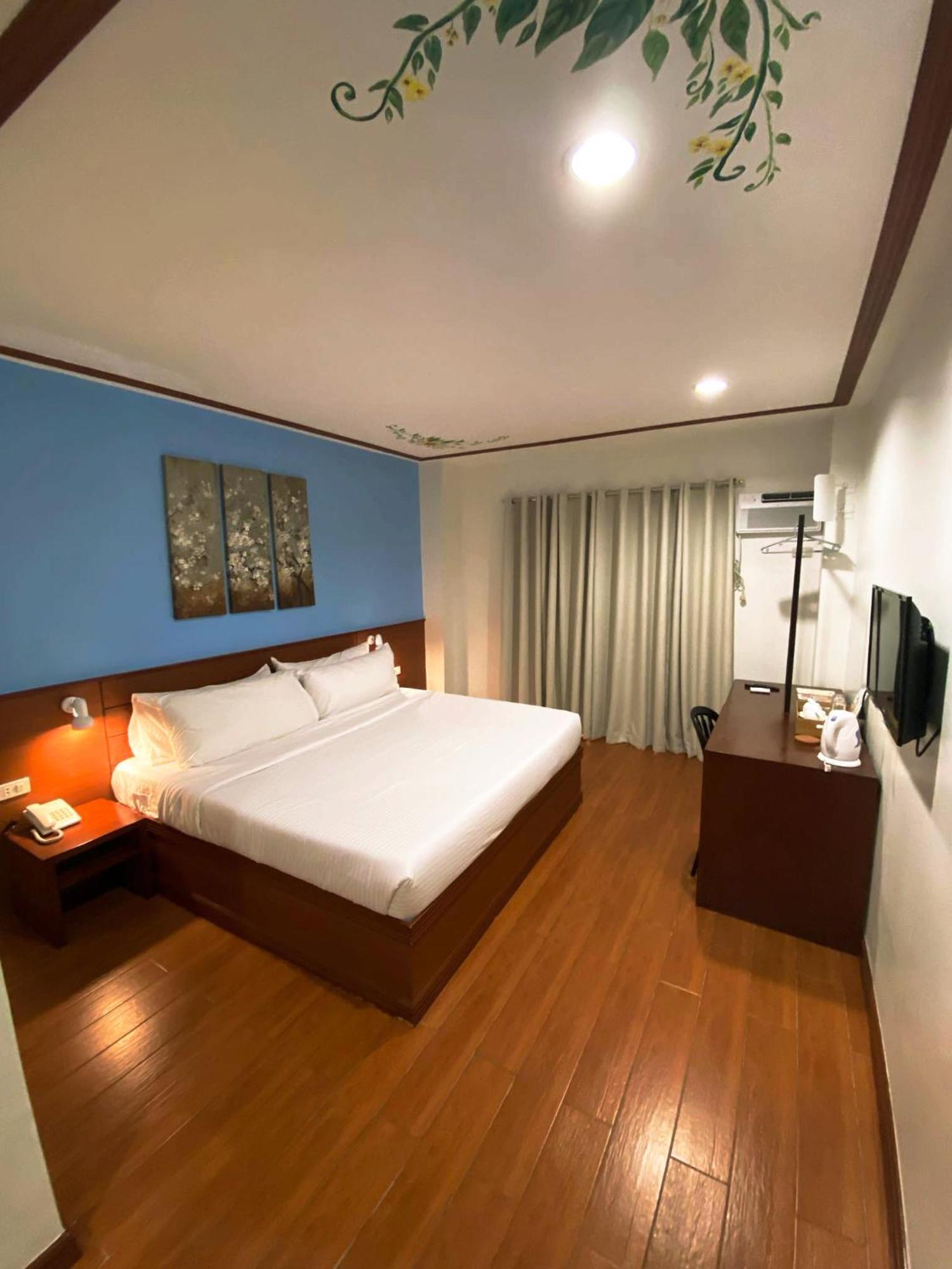 Lavie Hotel Vigan Luaran gambar